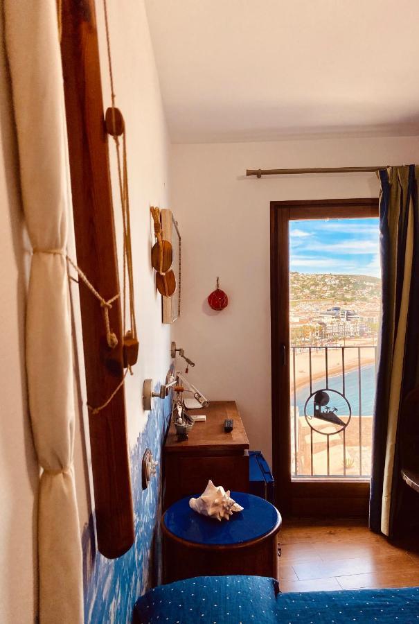 Hostal La Garita Peñíscola エクステリア 写真